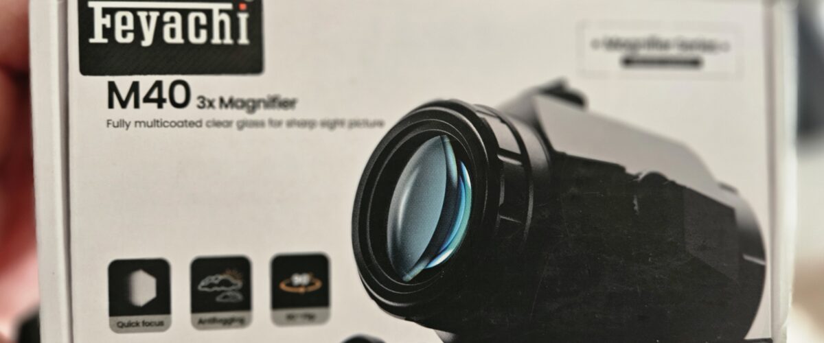 Adjustable reticle centre means that the red dog sight image can be moved to the centre of the magnifier